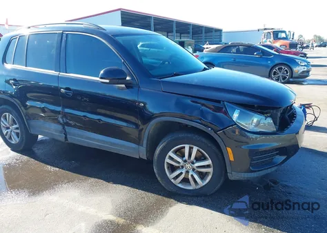 2017 Volkswagen Tiguan 2.0T/2.0T S из США, поврежденный, VIN WVGAV7AX6HK019951